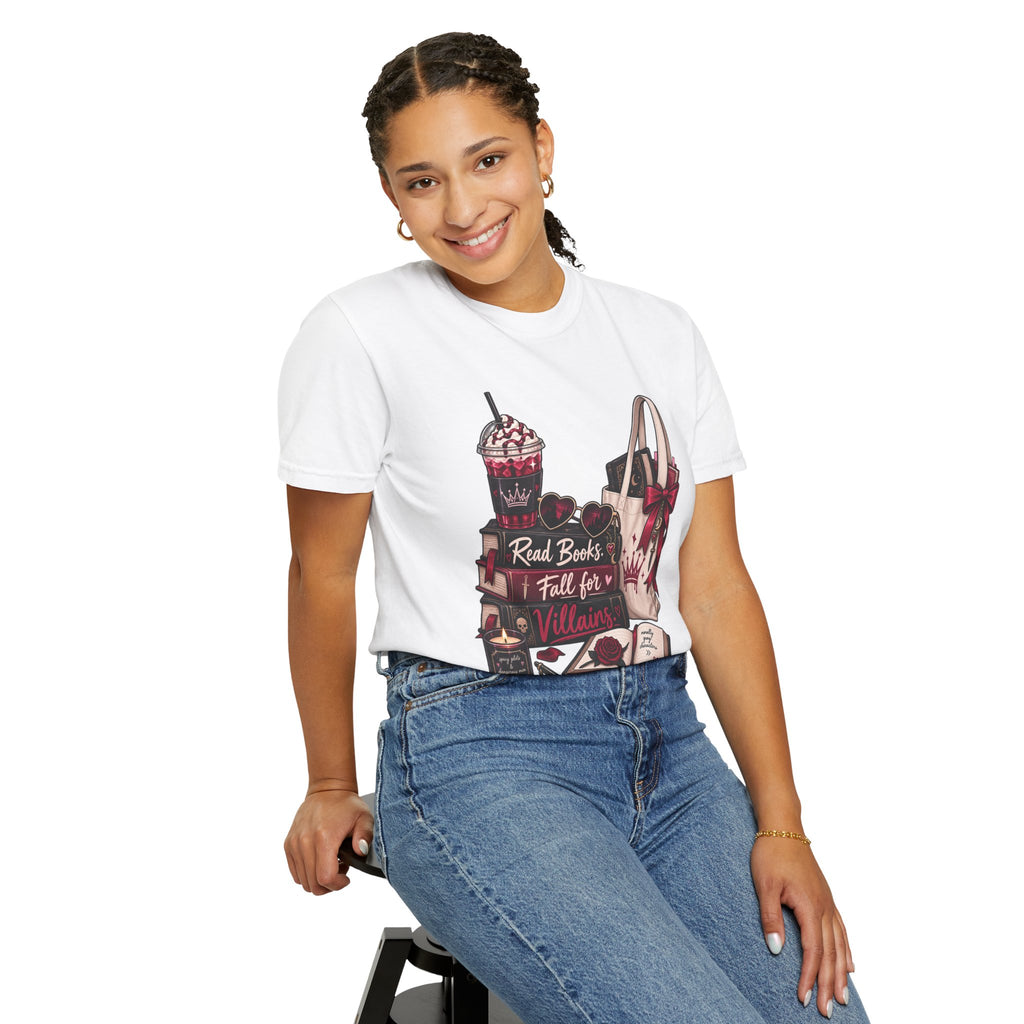 Bookish Villains Graphic T-Shirt — "Read Books I Fall for Villains"