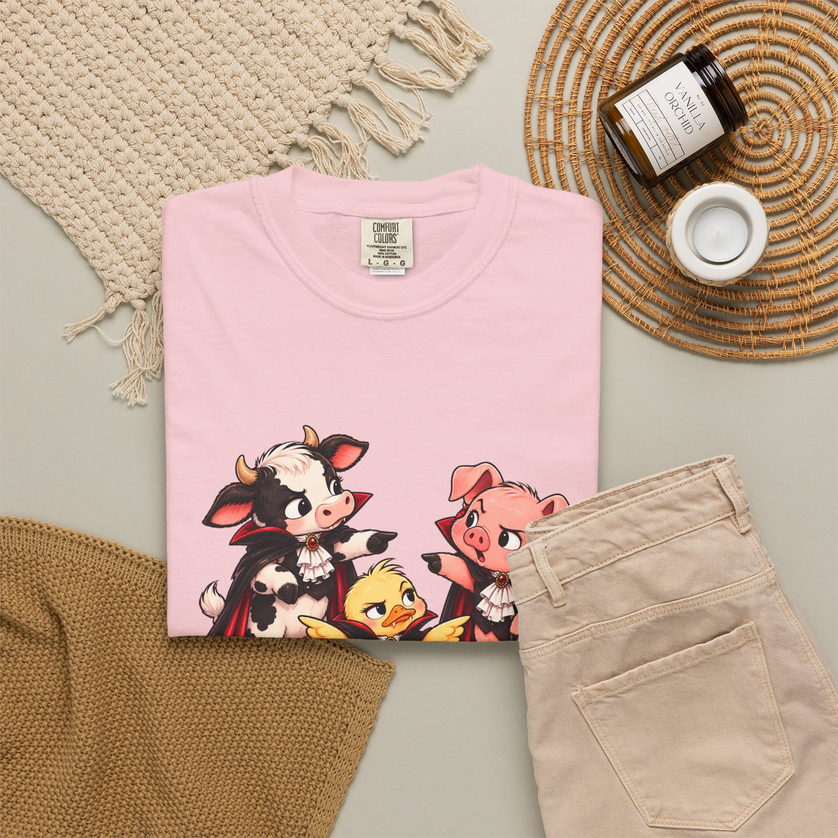"This is why we have a wardrobe meeting first!" Cow, Pig & Chick Cartoon Graphic Tee